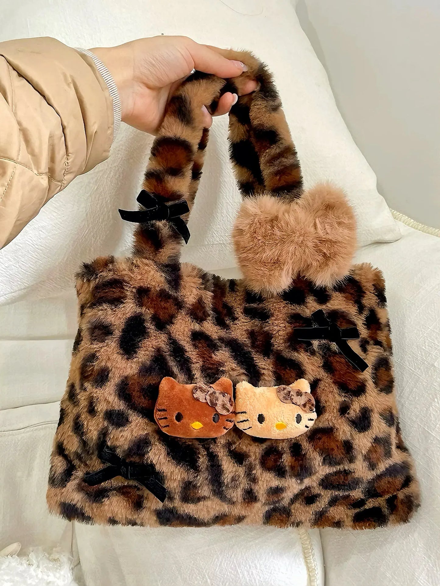 'Best Friend' Y2k Cheetah Prints Fluffy Handbag AlielNosirrah