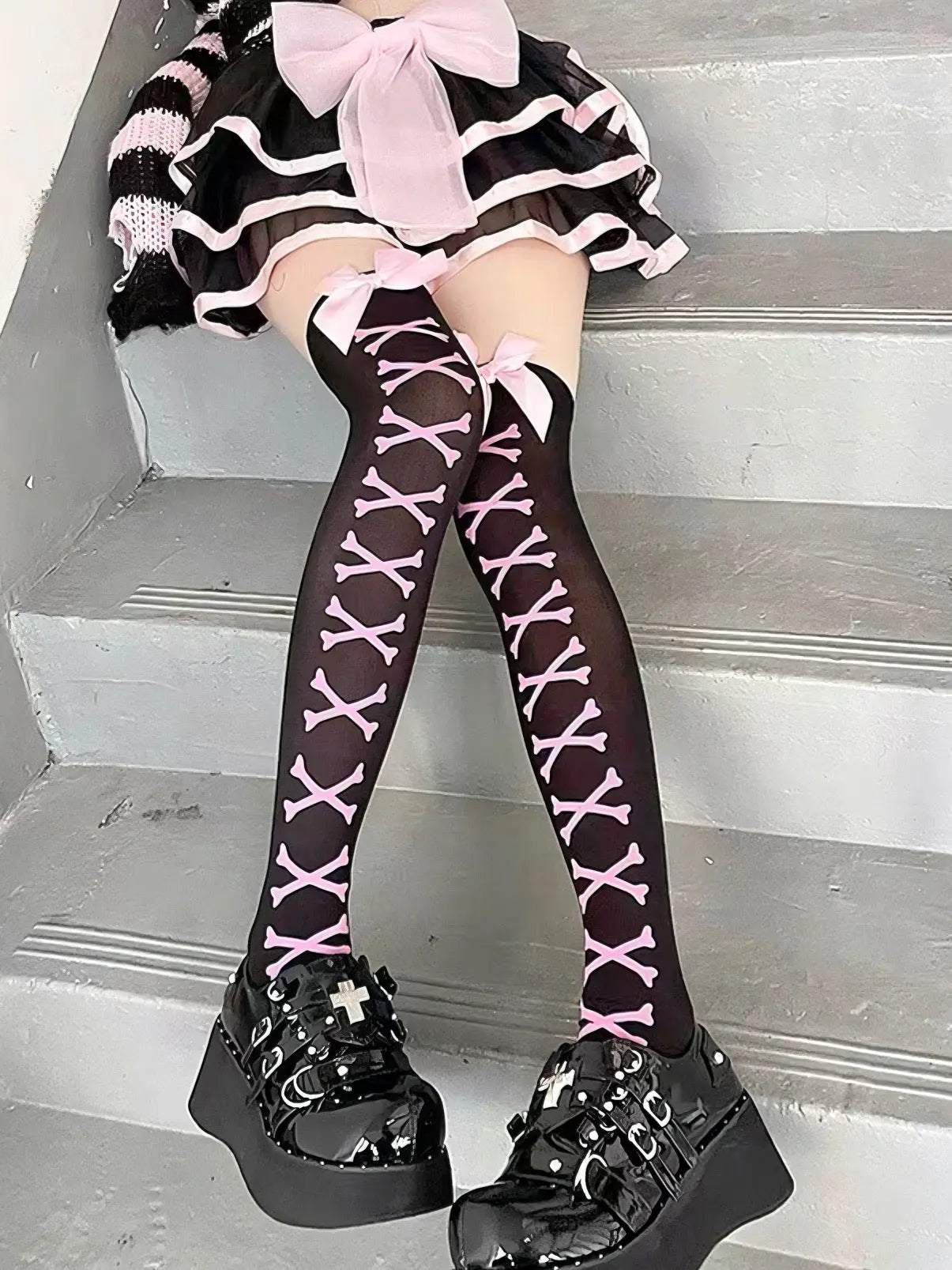 'Bone Party' Bow-tie Pink Bone Leg Tights AlielNosirrah