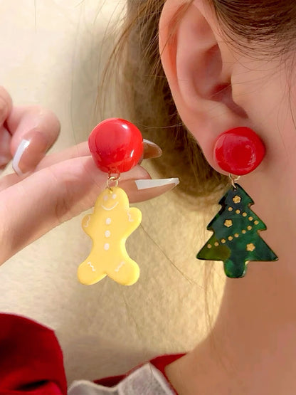 'Christmas Ready' Kawaii Holiday Christmas Tree Ginger Man Earrings AlielNosirrah