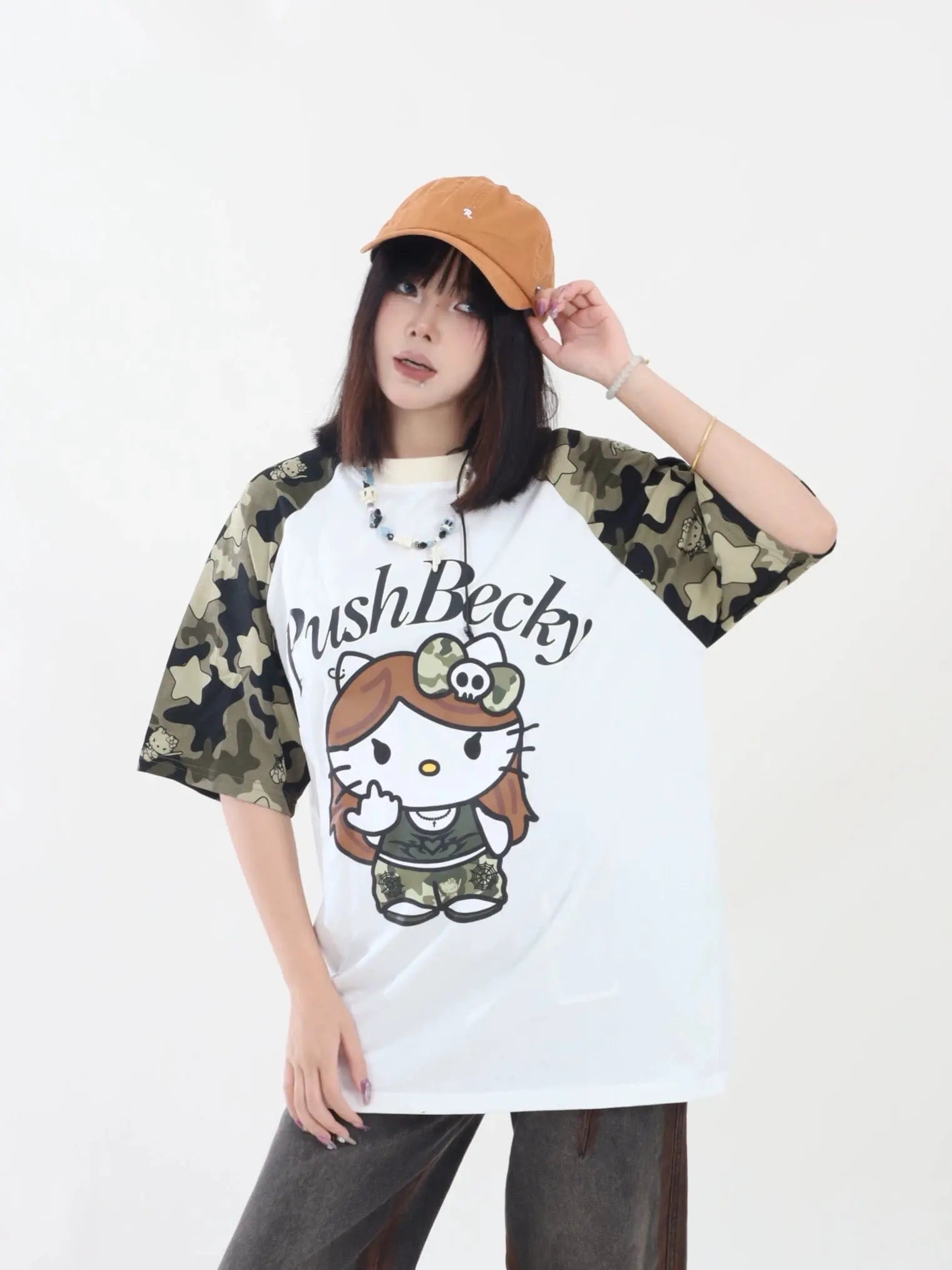 'Hot Kitty' Camouflage Kitty Prints Streetstyle T-shirts AlielNosirrah