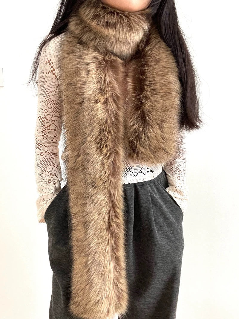 'Iceland' Y2k Fluffy Hood Vegan Fur Slavic Scarf AlielNosirrah