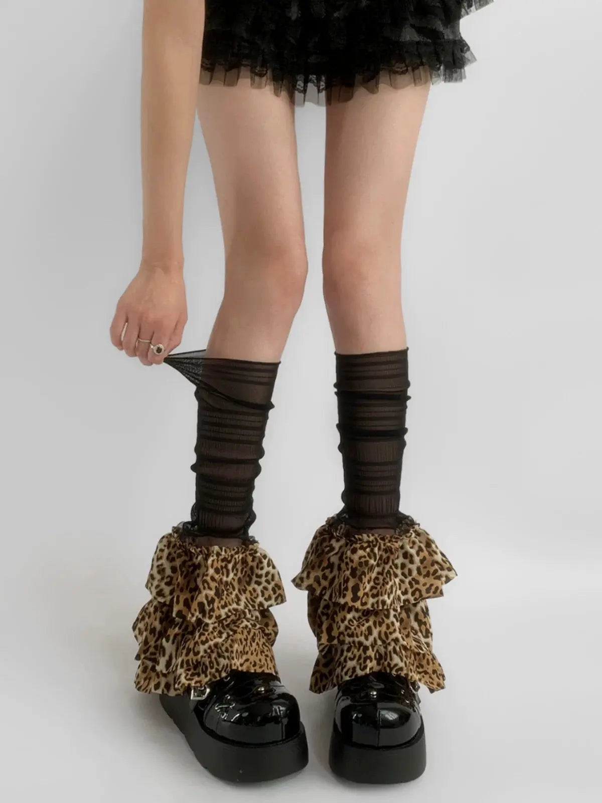 'Layered Cake' y2k Shibuya Cheetah Print Leg Warmer AlielNosirrah