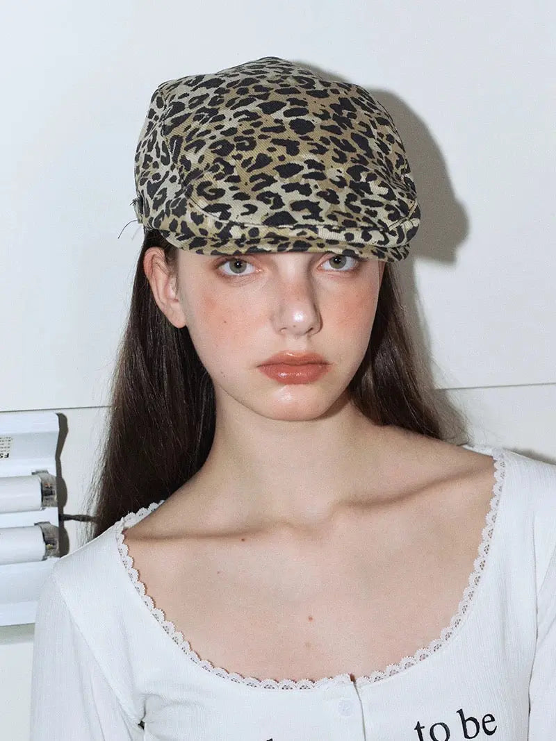 'Sassy'Y2k Cheetah Pattern Flat Cap AlielNosirrah