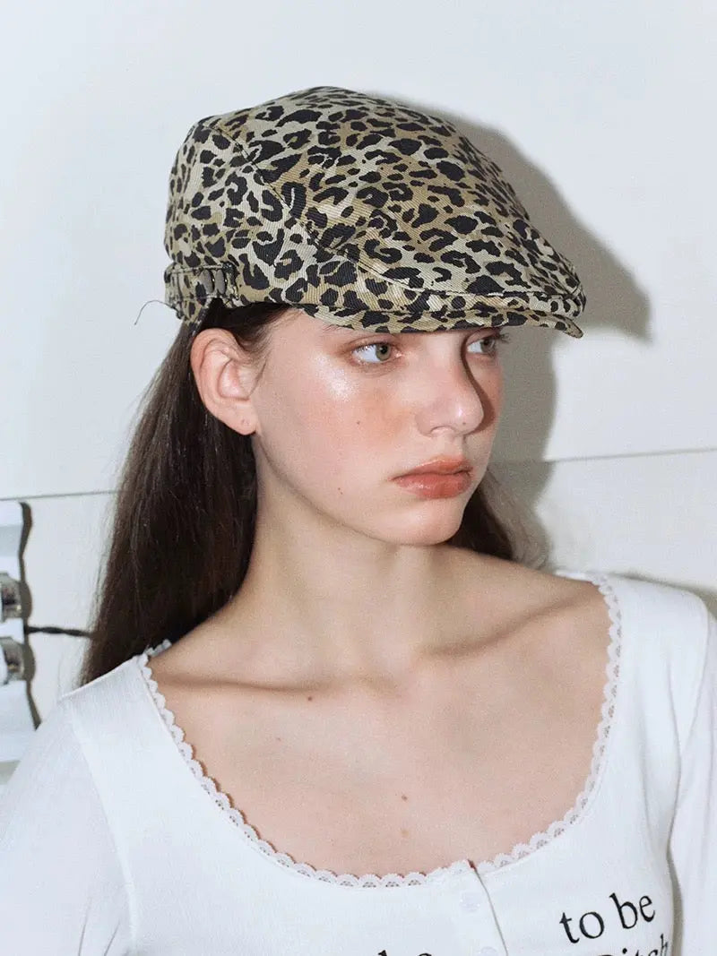 'Sassy'Y2k Cheetah Pattern Flat Cap AlielNosirrah