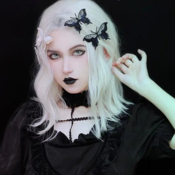 Pin on Goth beauty